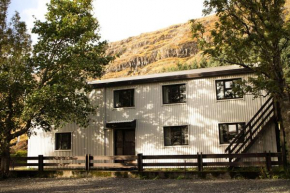 Old Cottage - Reynivellir II